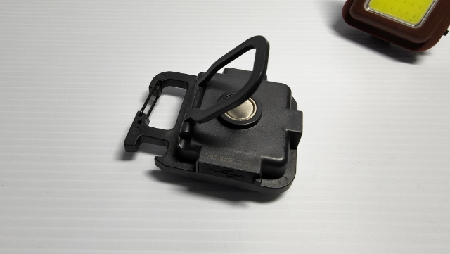 ダイソーCOBライト-スタンド部分