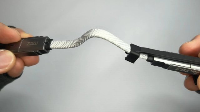 PZOZ 4 in 1 USBケーブル ケーブル表面質感