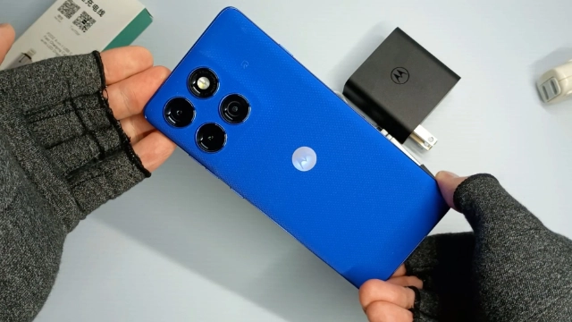 PZOZ 4-in-1-USBケーブル-充電テストで使用したスマホ