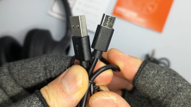 TRUEFREE HF-10 充電ケーブル